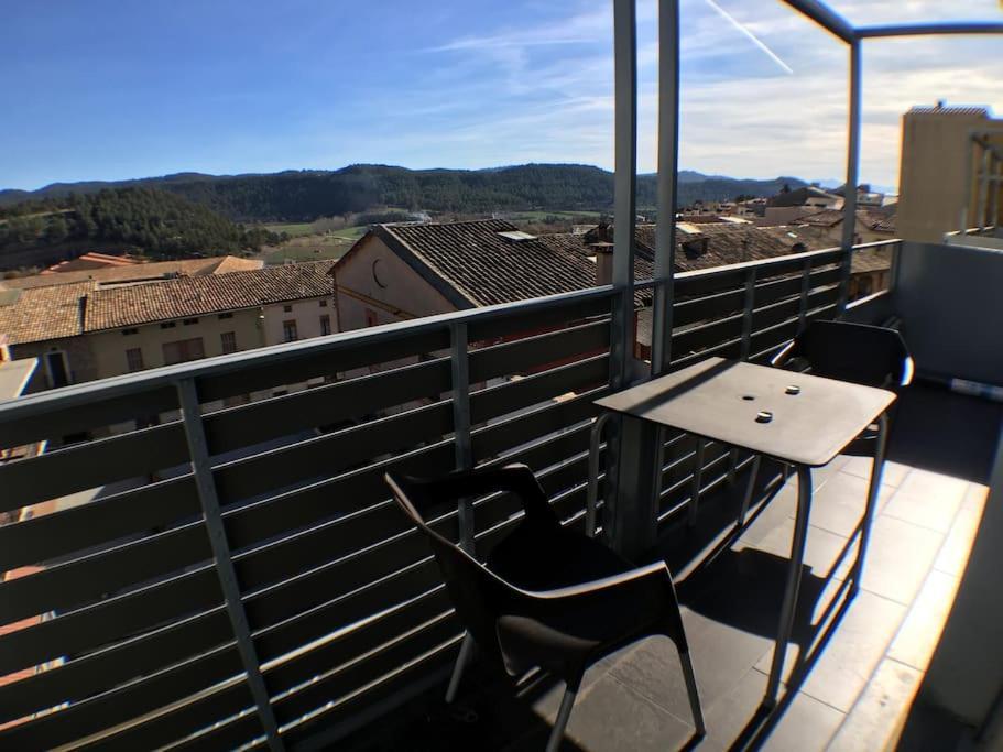 Bonito Apartamento En Avinyo Con Impresionantes Vistas المظهر الخارجي الصورة